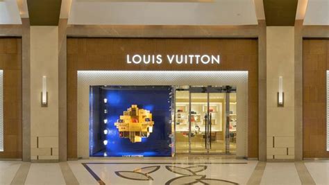 louis vuitton solaire resort|louis vuitton manila city address.